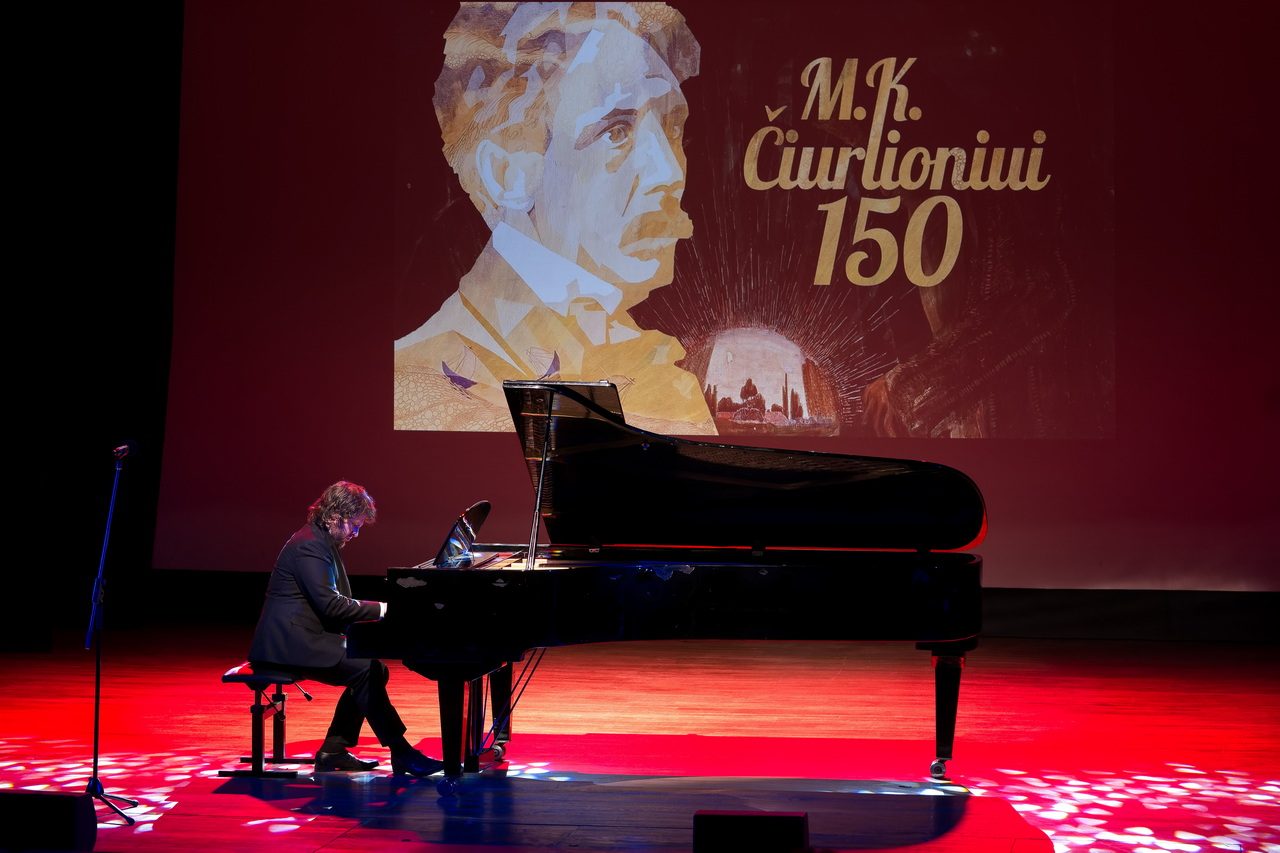 Motiejus Bazaras Projektas „Čiurlioniada” baigėsi lyriškai