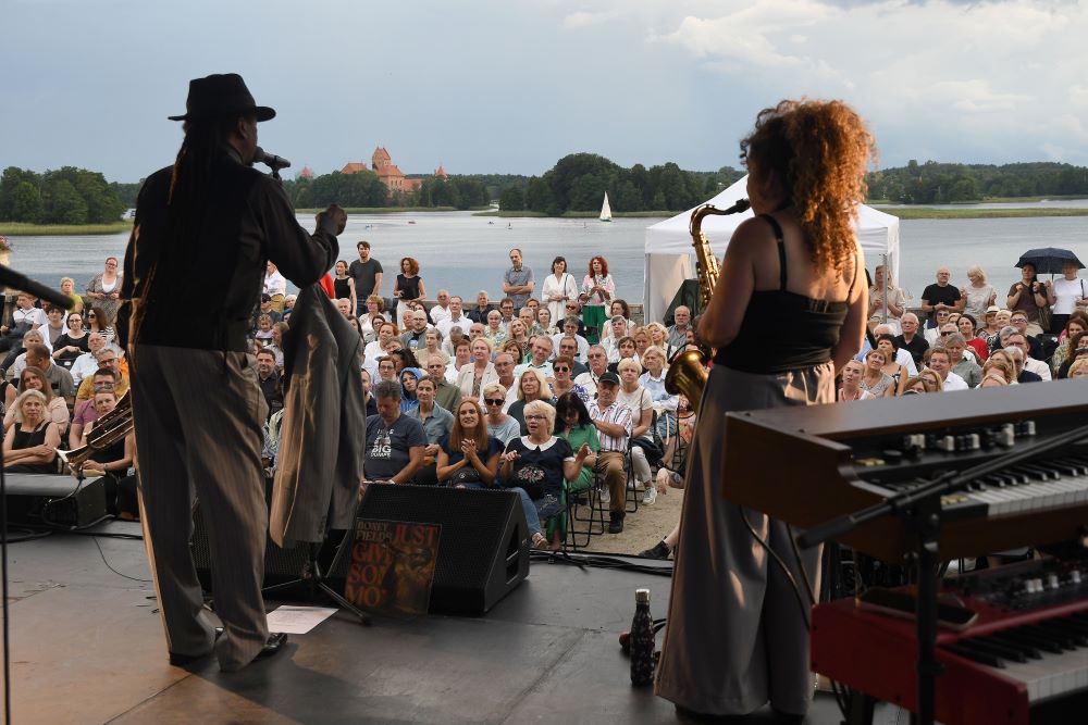 Boney_Fields_Vladas_Sciavinskas_foto Prancūzijos bliuzo pažiba užbūrė „Užutrakio vakarų“ publiką