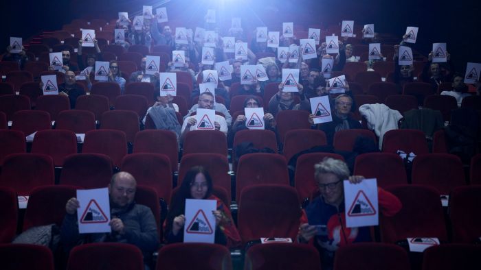 A_Solomino nuotr K. Kaupinio filmo „Badautojų namelis“ premjeroje Varšuvoje – Lenkijos palaikymas Lietuvos kultūros bendruomenei