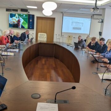 Negaunantiems paskolų bankuose pagalbos ranką išties valstybė