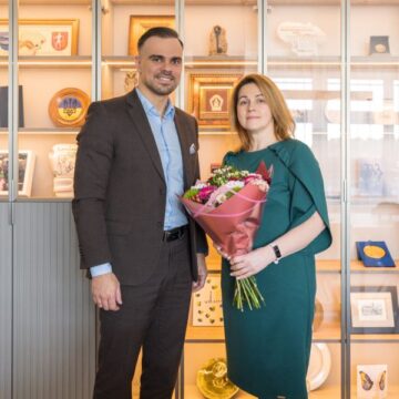 satevicius_lapuchoviene Sveikiname naują Trakų gimnazijos direktorę