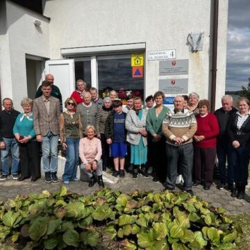 Pavasaris ateina su poezija – žodžių ir emocijų kupinas susitikimas Mažųjų Lygainių bibliotekoje