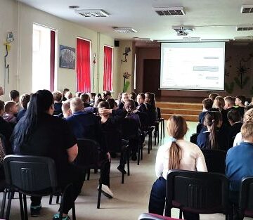 Lentvario pradinėje mokykloje – pamoka apie saugumą internete ir dirbtinį intelektą