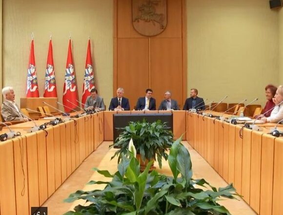 konferencija_Seimas_Valotka Asmenvardžių rašyba asmens dokumentuose: ar formuosime lietuvių kalbą gerbiančią politiką?